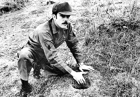 전곡선사유적을 발견한 그렉 보웬